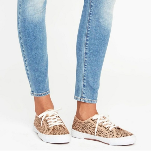 Old Navy Shoes - Old Navy Canvas Sneakers